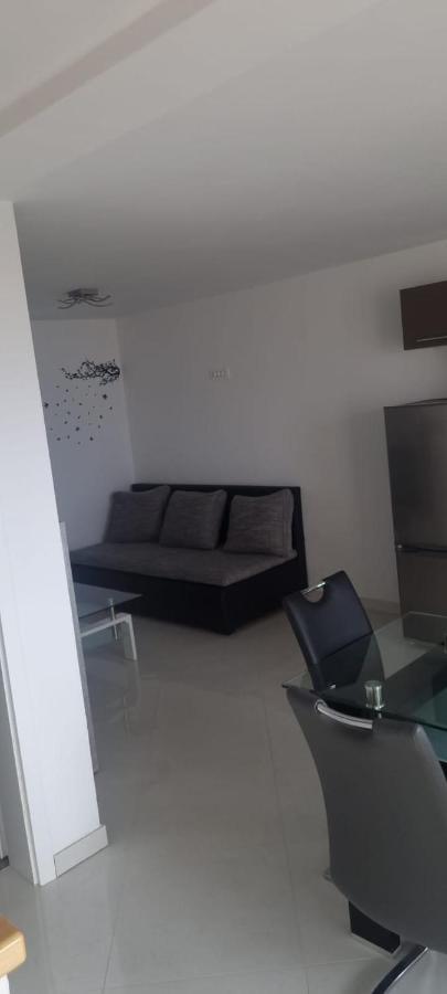 Apartmani Lanterna Krk Town Kültér fotó